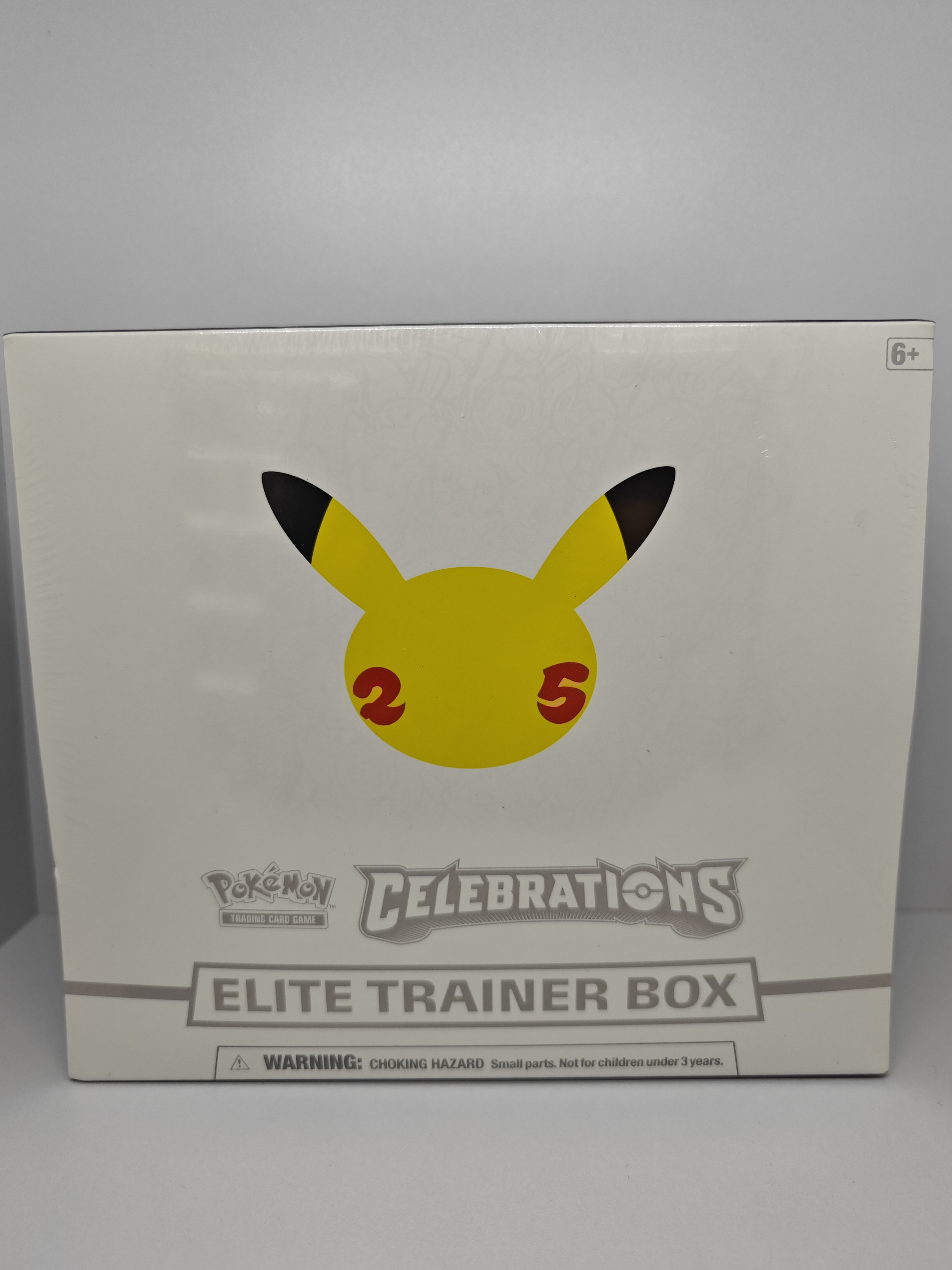 （寄賣）PTCG 美版 Celebrations Elite Trainer Box